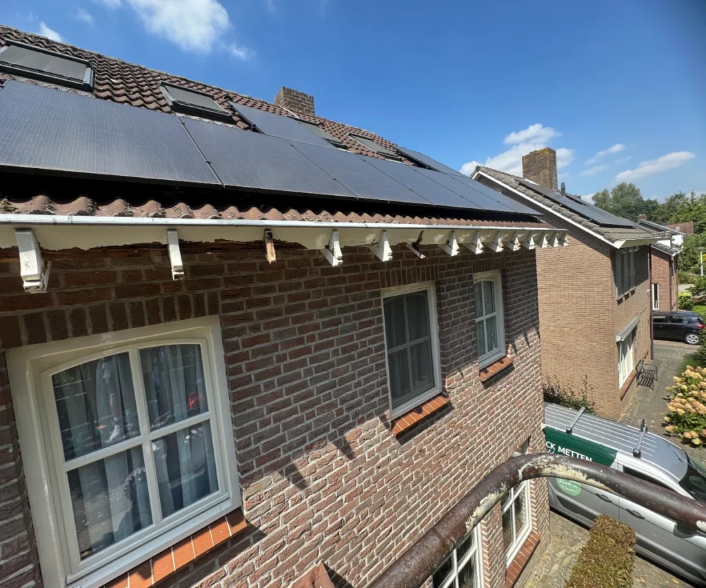 Boei_reparatie_schilder_weert